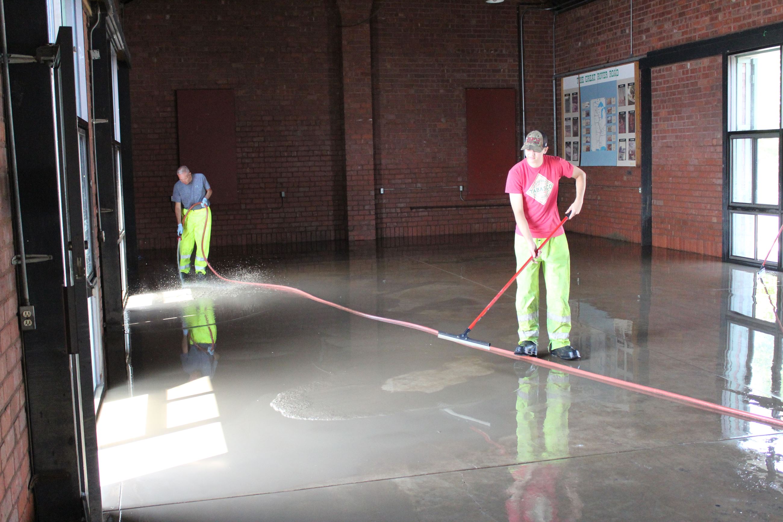 061819 RIverside Park cleanup continues 002 (JPG)