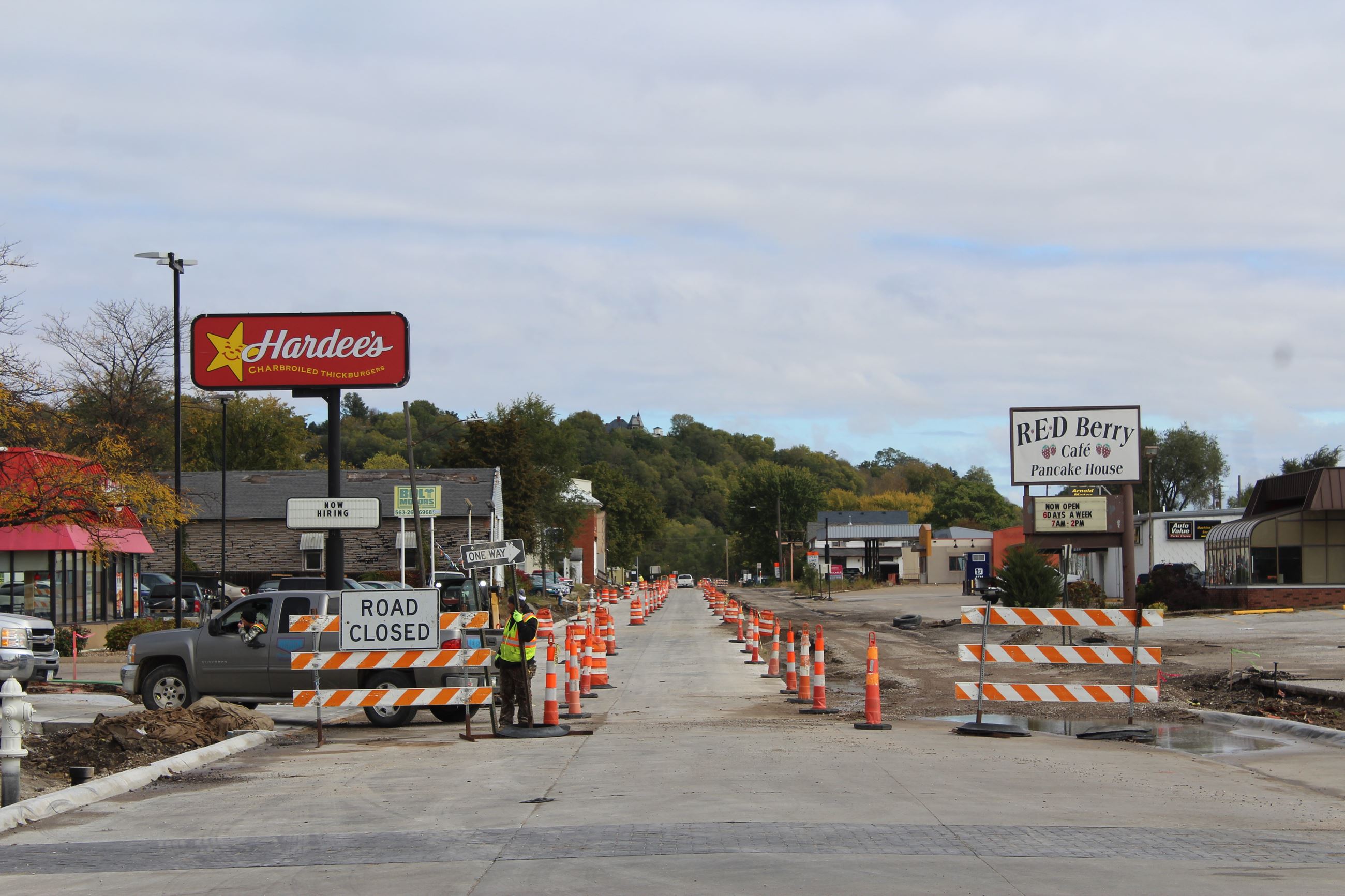 102521 Grandview Avenue 02 (JPG)