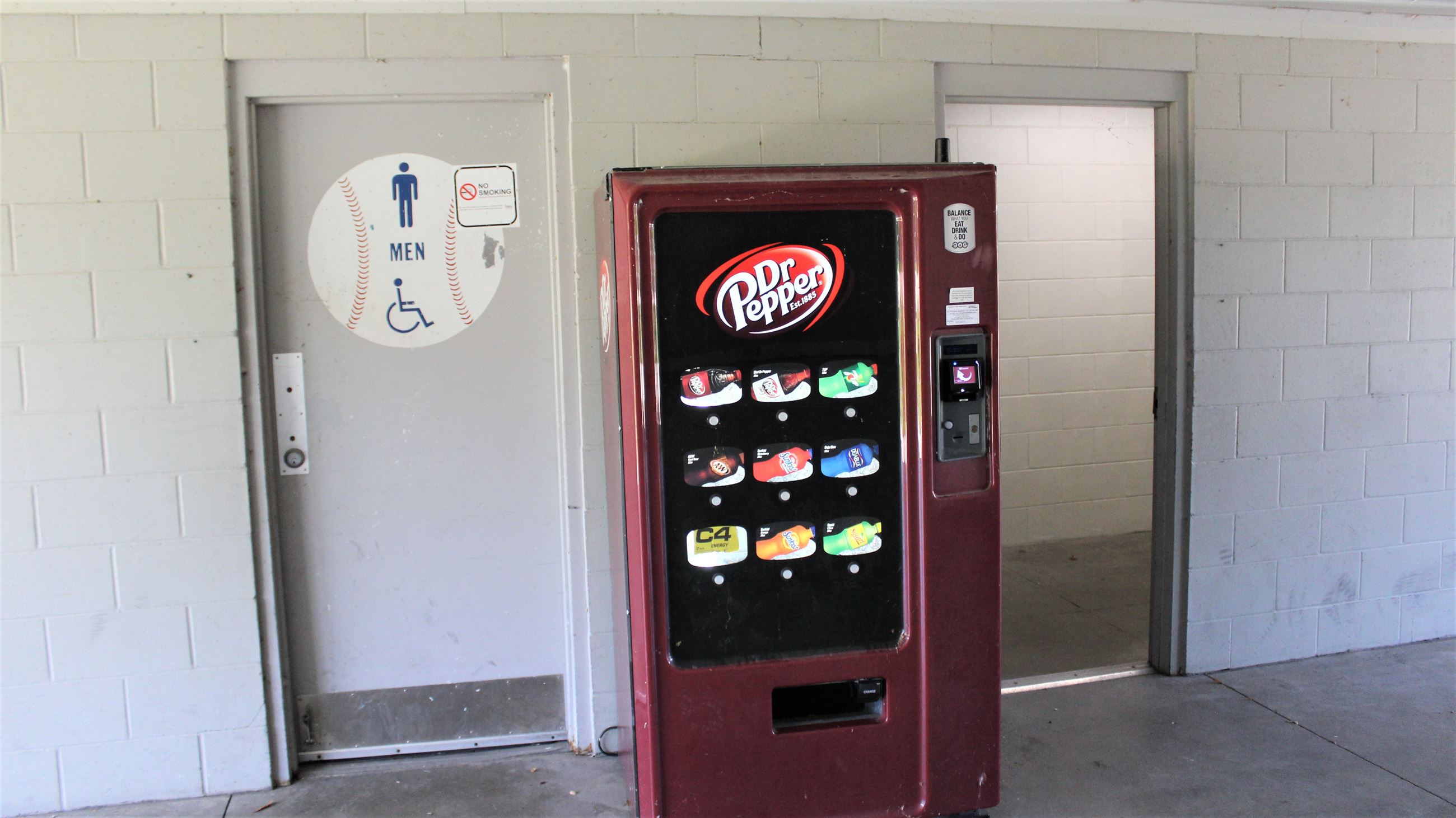 Kent Stein Park Public Restrooms (JPG) 08-16-23 