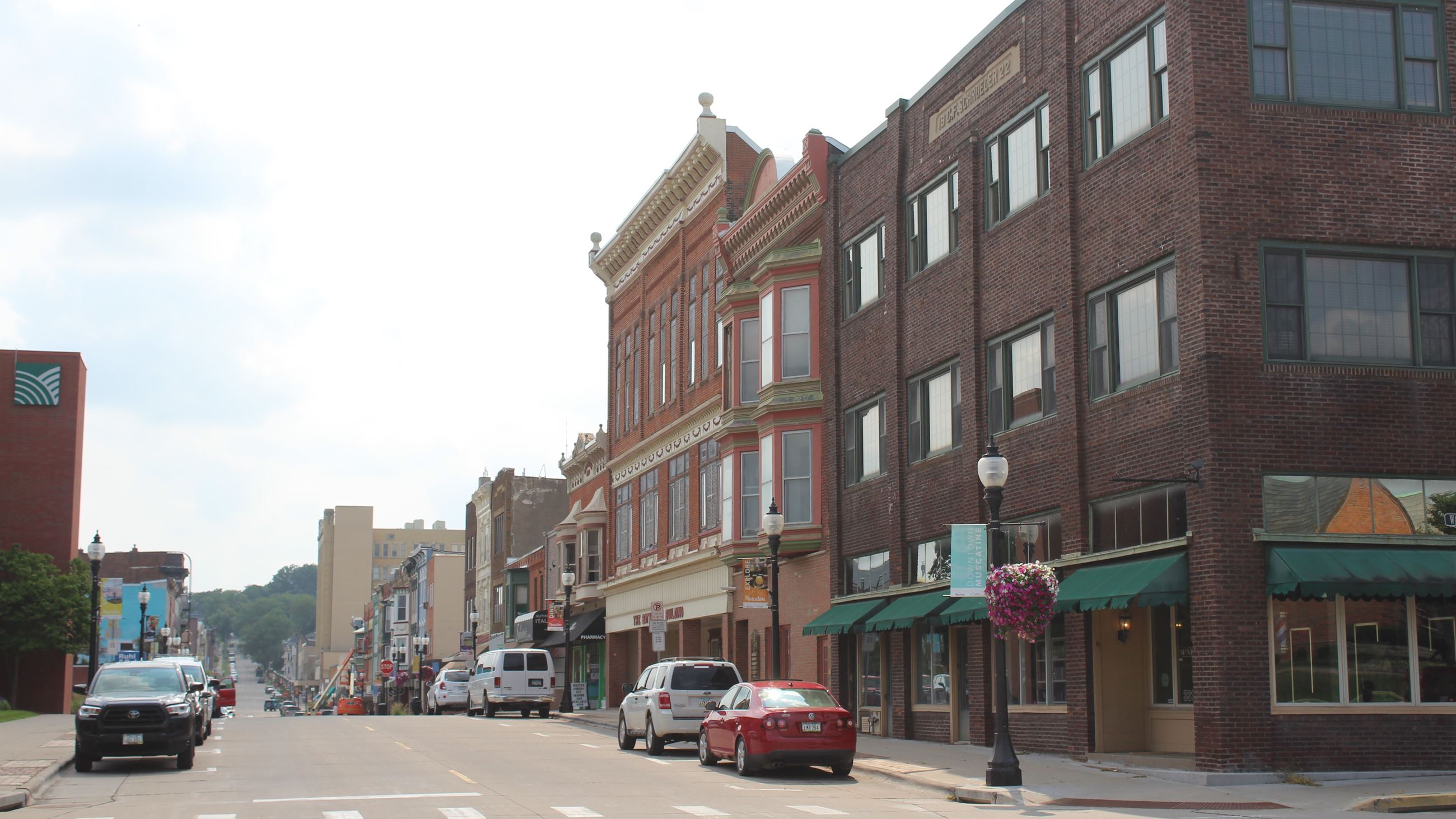 072524 Downtown Muscatine (JPG)