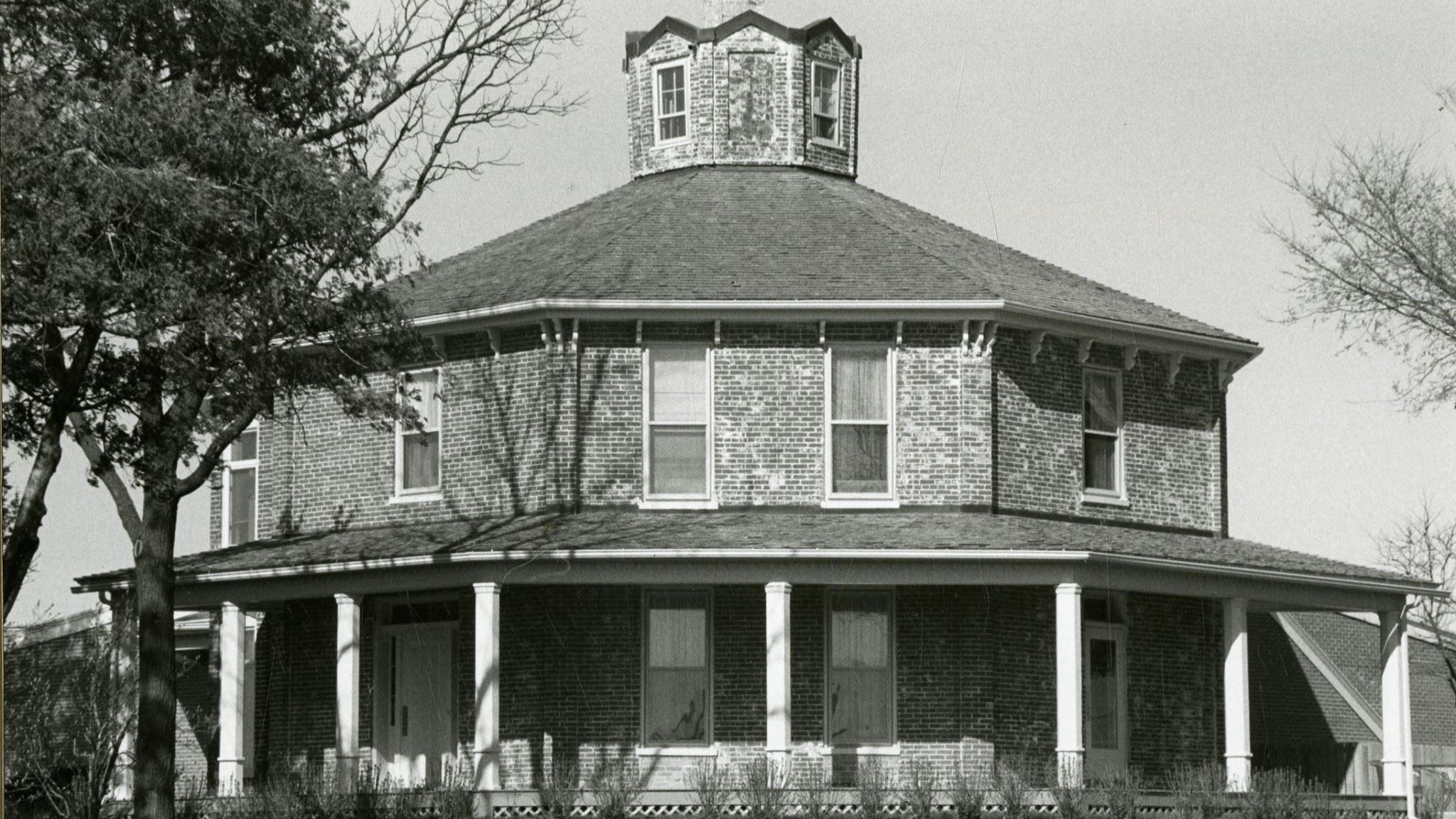 The Octagon House (JPG)
