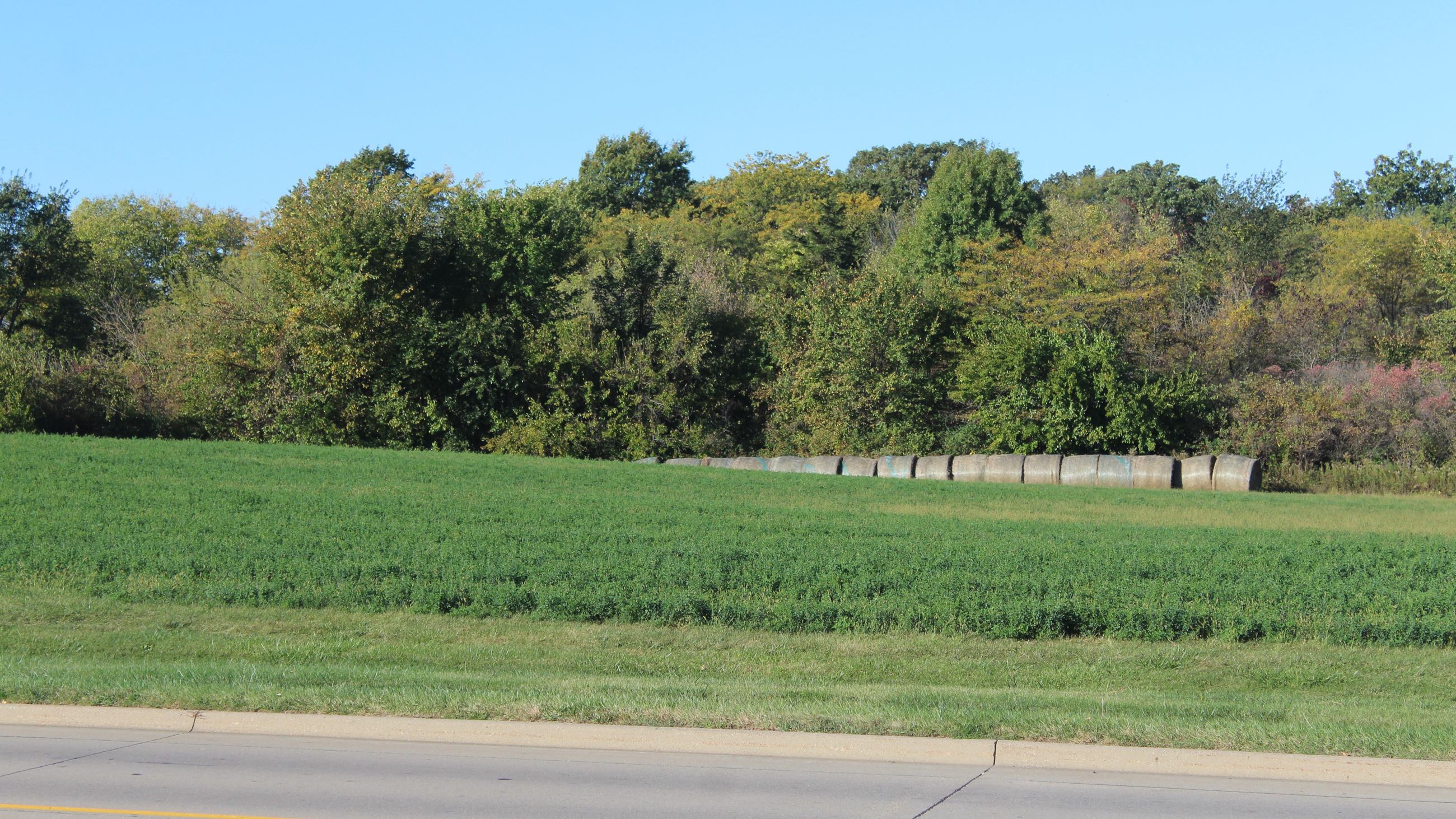 102025 HNI Transfer University drive land parcels to City (JPG) showing farm ground
